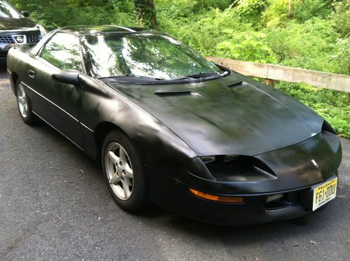 1995 chevrolet camaro base coupe 2-door 3.4l