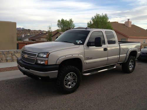 06 chevrolet 2500hd ext cab 4x4 duramax 74k miles 1 owner clean car fax