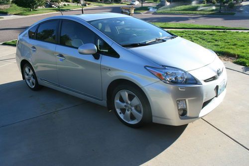 2011 toyota prius five hatchback 4-door 1.8l