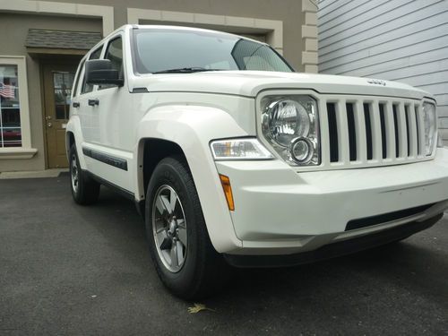 2008 jeep liberty sport sport utility 4-door 3.7l