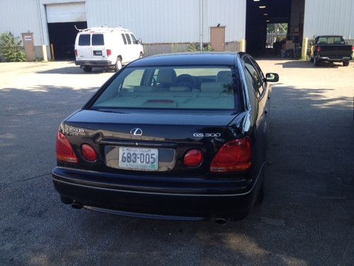 2002 lexus gs300 sedan 4-door 3.0l black with cream leather