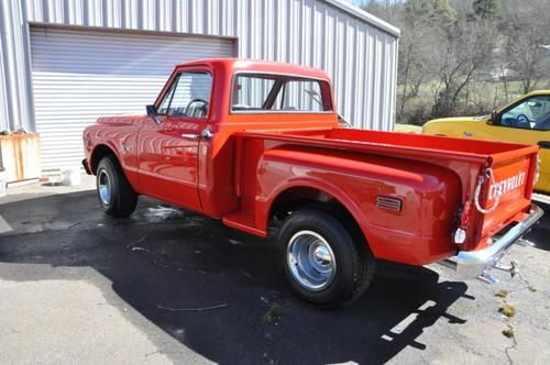 1969 chevrolet c10 stepside pickup truck