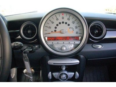 1 Owner, Bluetooth, Xenon Headlights, USB/ iPod adapter, 6 Speed Automatic Trans, image 22