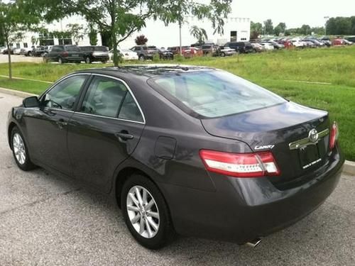 2011 toyota camry xle  v6