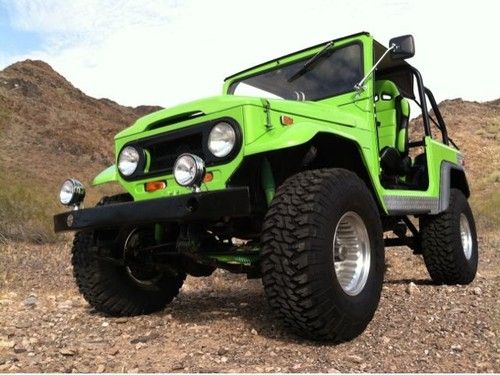 1972 toyota land cruiser fj*custom*lifted*$$$ invested* v8 pwr * jdlr