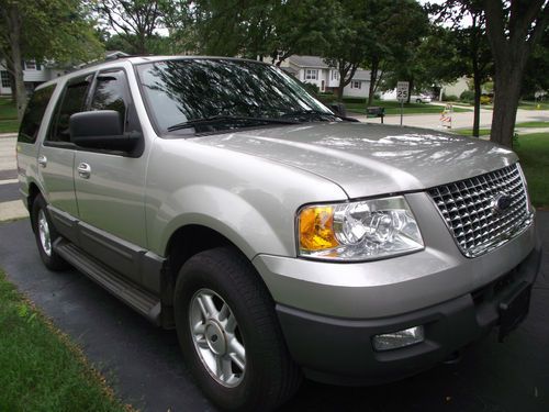 2003 ford expedition xlt 4x4,leather,dvd,new transmission,no reserve.