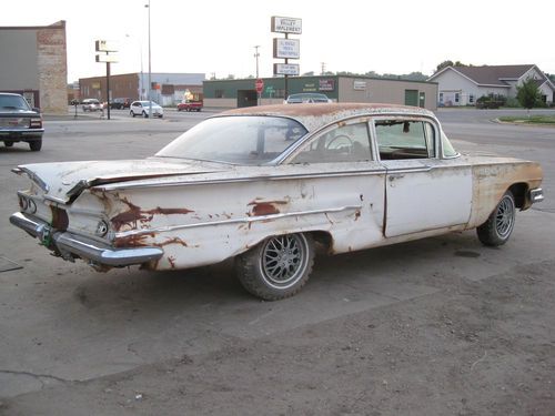 Potentially AWESOME 1960 Chevrolet Bel Air 2-Door Sedan 6-Cylinder / 3-Speed, image 6