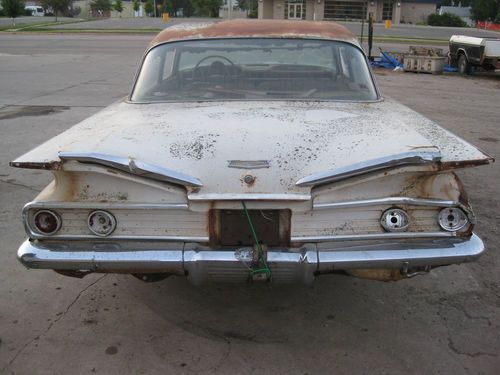 Potentially AWESOME 1960 Chevrolet Bel Air 2-Door Sedan 6-Cylinder / 3-Speed, image 9