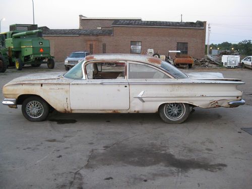 Potentially AWESOME 1960 Chevrolet Bel Air 2-Door Sedan 6-Cylinder / 3-Speed, image 11
