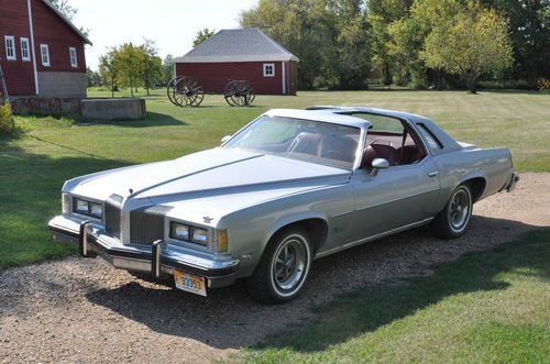 1976 pontiac grand prix sj - 400 auto - loaded with options - factory t-tops