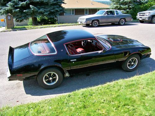 1976 pontiac trans am project runs good. 95% rust free original metal video