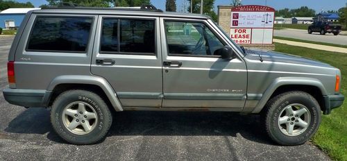 2000 jeep cherokee sport 4x4, silver, 4-door, 6-cylinder, 4.0-liter