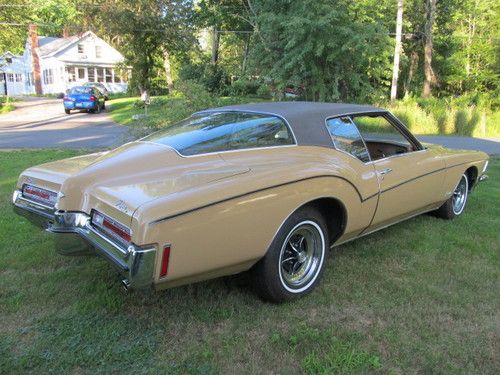 1972 buick riviera boat tail coupe a real nice one