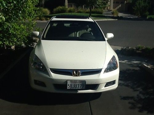 2006 honda accord hybrid sedan 4-door 3.0l white ext. beige int. 58752 miles