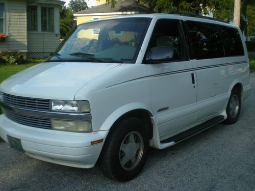 2001 chevrolet astro base standard passenger van 3-door 4.3l