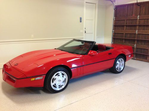 1989 corvette convertible: bright red, red leather, white top