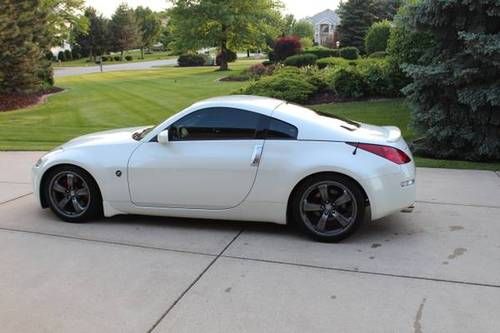 Pearl white 2007 nissan 350z sports car coupe w/ mods! only 28k miles! clean