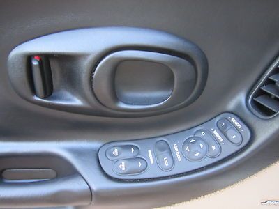 03 CHEV CORVETTE CONVERTIBLE 5OTH YEAR ANNIVERSARY LEATHER HEADS-UP IMMACULATE!!, image 52
