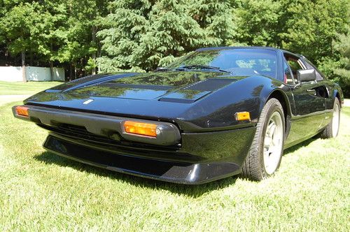 Ferrari 1982 308 gtsi black 16 inch wheels, european spoiler,very nice clean car