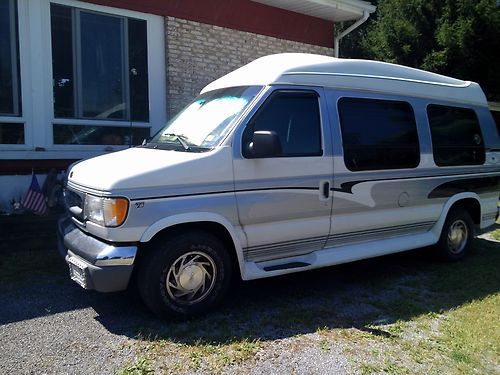 2001 ford high-top conversion van - e150