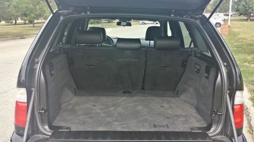 2001 BMW X5 with 4.4L DOHC 32-valve V8- Sport Package - Navigation - Black/Black, image 12