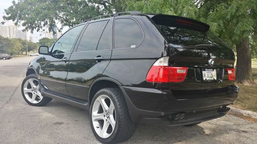 2001 BMW X5 with 4.4L DOHC 32-valve V8- Sport Package - Navigation - Black/Black, image 13