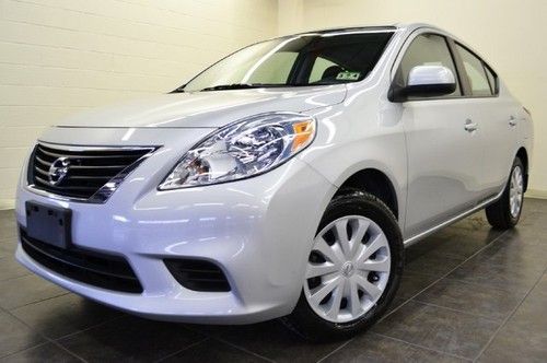 2012 nissan versa s like new we finance 1.99% free shipping!!