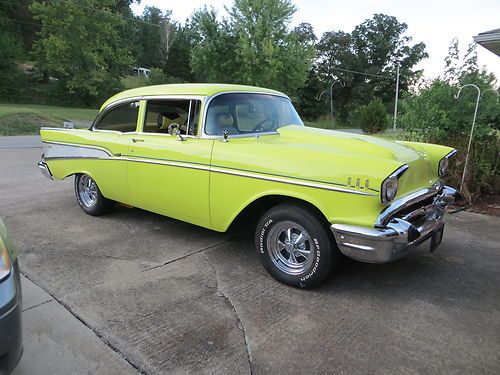 1957 Chevrolet Bel Air Sedan, image 3