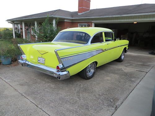 1957 Chevrolet Bel Air Sedan, image 4