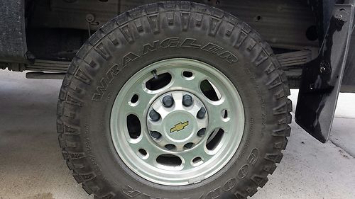 2009 Chevy 2500 HD 4WD Crew Cab 6.0 52K Miles, US $35,000.00, image 6