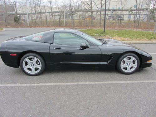 1997 chevrolet corvette black vette v8 345 hp