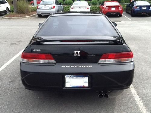 2000 honda prelude base coupe 2-door 2.2l