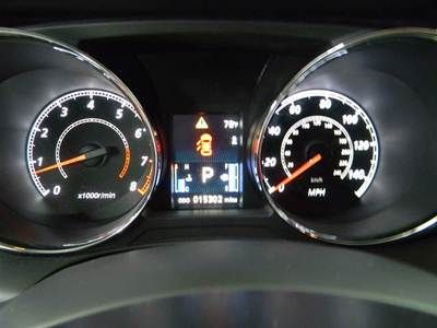 SE SUV 2.0L CD 4 wheel disc brakes ABS brakes AM/FM radio:  SiriusXM Knee airbag, image 14