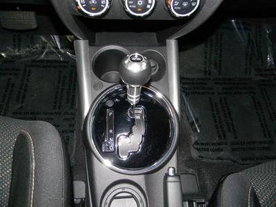 SE SUV 2.0L CD 4 wheel disc brakes ABS brakes AM/FM radio:  SiriusXM Knee airbag, image 16