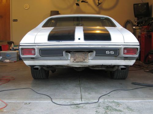 1970 Chevrolet Chevelle Malibu factory buckets air disc brakes, image 2