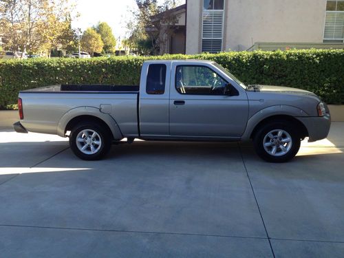 2001 nissan frontier xe king cab below blue book