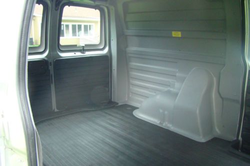 2012 GMC Savana 1500 Base Standard Cargo Van 4-Door 5.3L, US $15,000.00, image 4