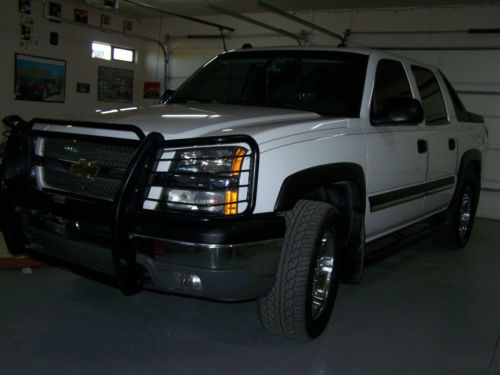 2004 chevrolet avalanche 1500 z71 crew cab pickup 4-door 5.3l - one owner