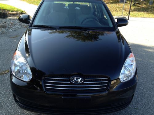 2008 hyundai accent / full power / runs like new