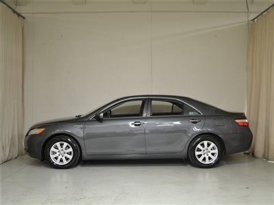 2009 toyota camry hybrid. magestic gray. low miles. just a beautiful car.