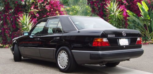 1993 Mercedes-Benz 300E Base Sedan 4-Door 3.2L, image 3
