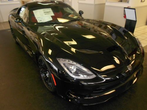 New, untitled 2013 dodge srt viper gts package, rare color combo, look!
