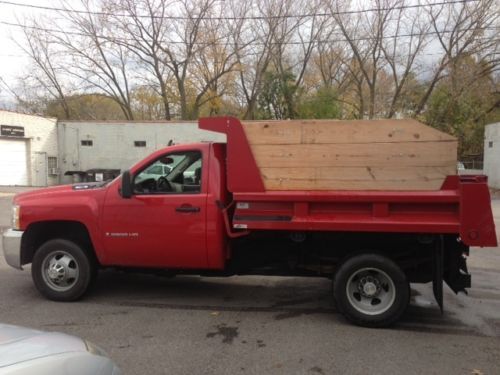 2009 chevy silverado 3500 hd dump truck  2wd