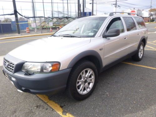 2004 volvo xc70 awd, well serviced, one owner, a must see vehicle!