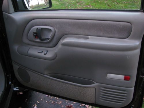 1997 GMC YUKON 4 X 4 four wheel drive automatic V8 two 2 door, image 19