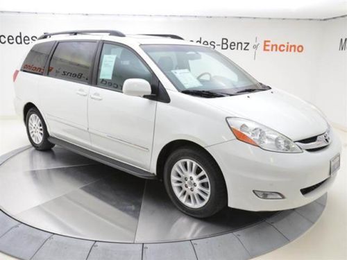 2009 toyota sienna xle, clean carfax, 1 owner, nav, leather, beautiful!!