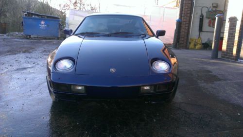 1982 porsche 928 base coupe 2-door 4.5l manual