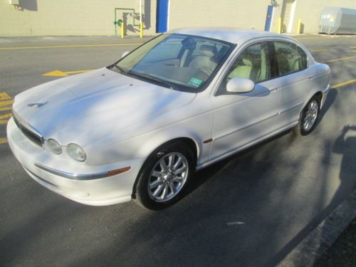 2003 jaguar x-type 2.5l awd--rare 5-speed--only 75k miles--low reserve--nice car