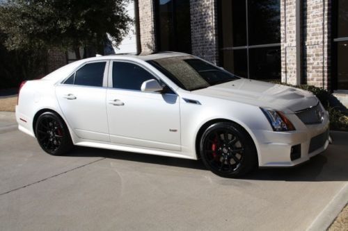 Cts-v 6.2l s/c,black powder coated 19&#039;s,red calipers,ultraview sunroof,1-owner!