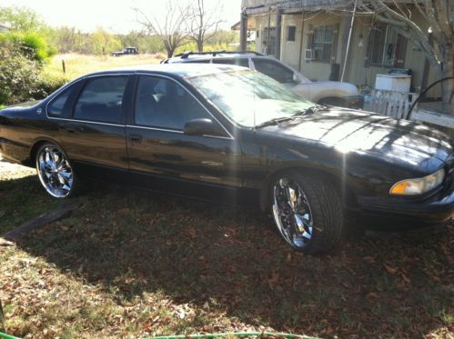 96 chevrolet  impala ss w/ 22&#034; rims - 110k miles - great classic lt1 project